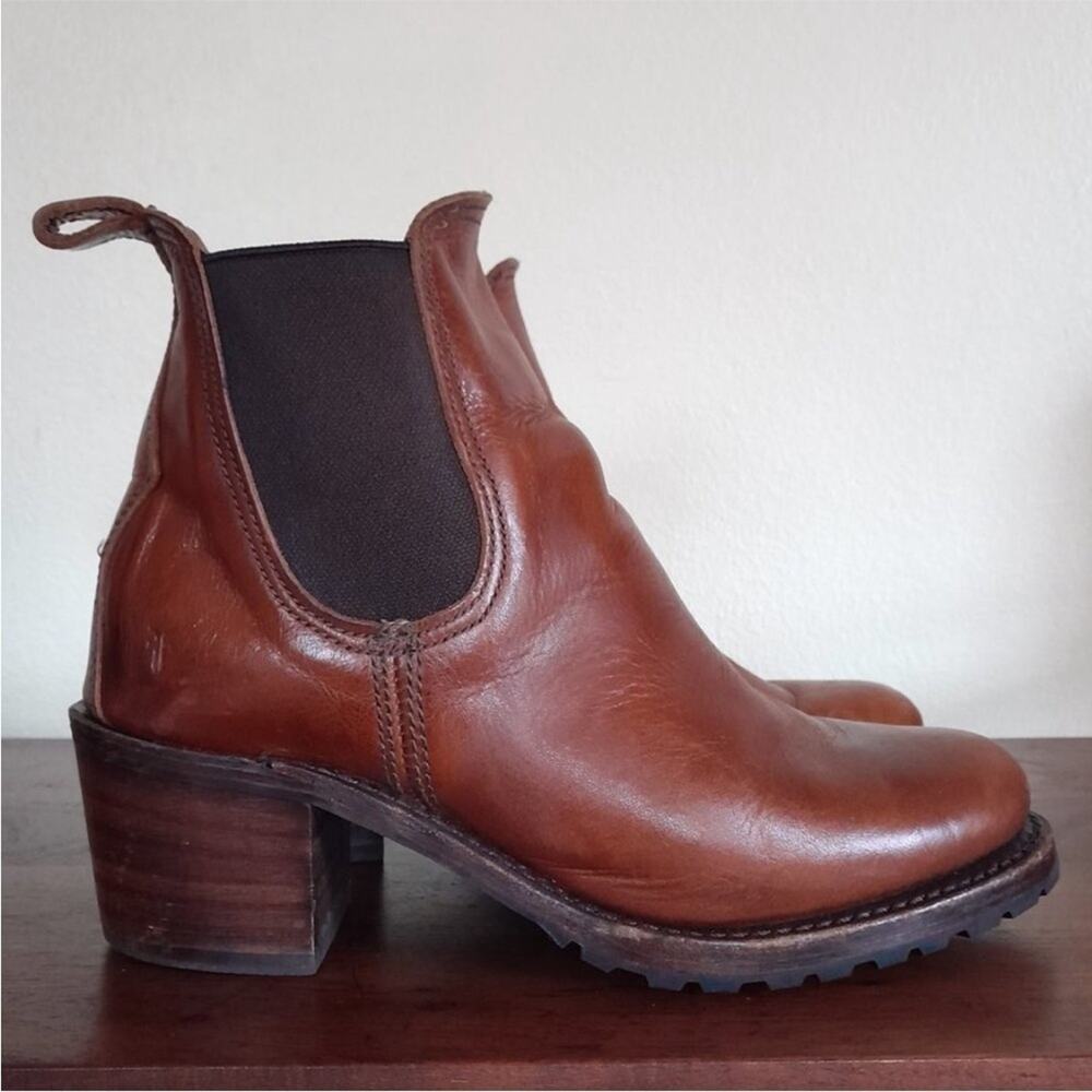 FRYE Sabrina Chelsea pull on boots size 9 - Picture 13 of 13
